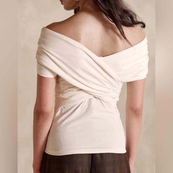 Banana Republic Off-Shoulder Cross Top – Soft, Romantic, Sold Out Online - Picture 2 of 2
